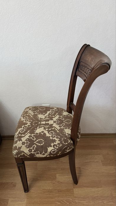 Стулья гостыные