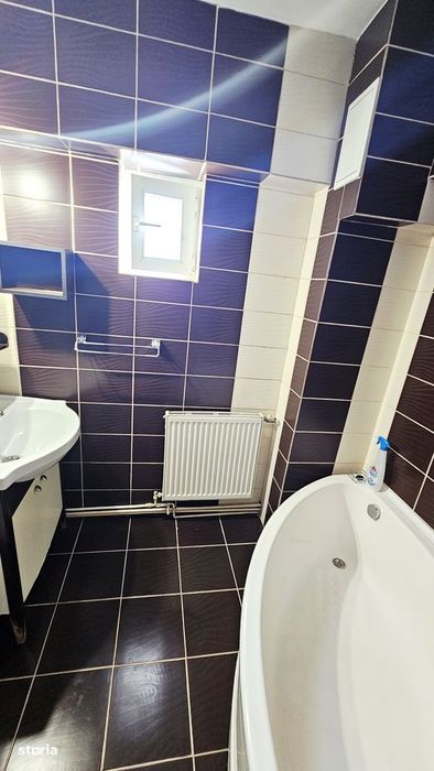 Apartament 3 camere de ÎNCHIRIAT - ultracentral, strada Unirii