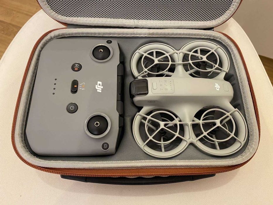 Дрон DJI Neo Fly More Combo с 3 батерии и RC контролер