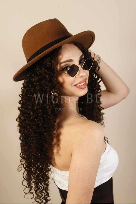 Дълга къдрава тъмнокестенява лейс фронт перука Малена