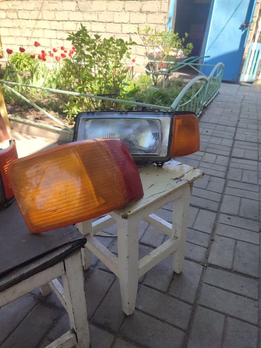 Фары на Ауди 80 B3