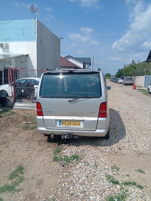 Mercedes v class