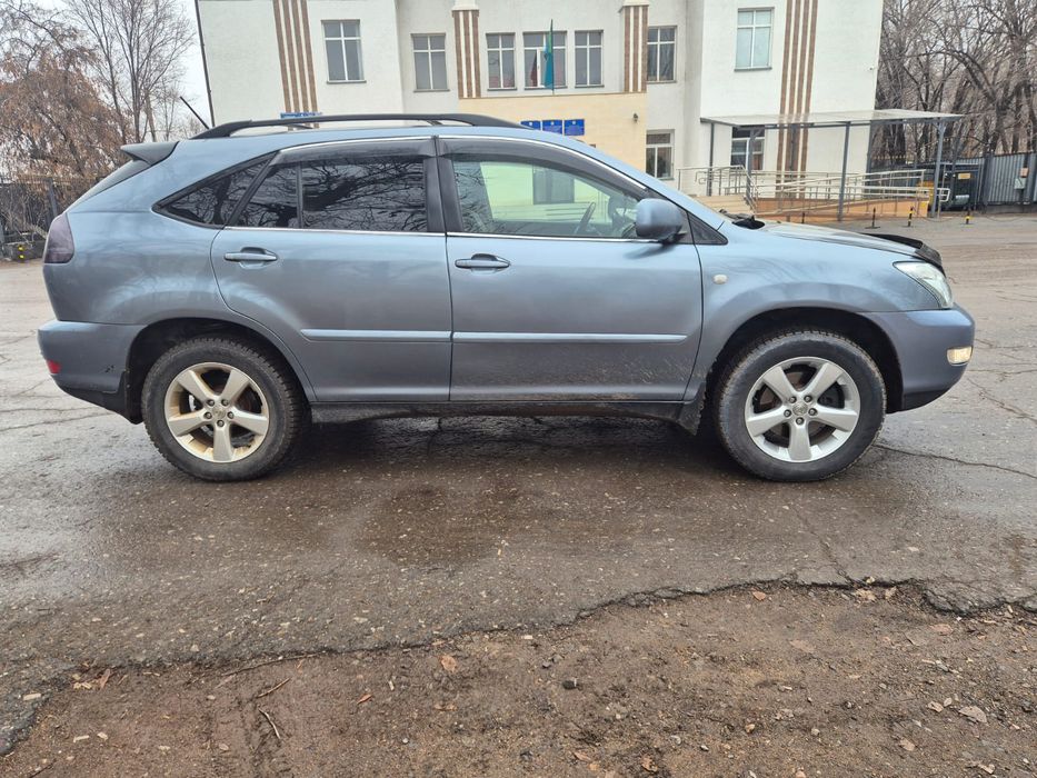 Продам LEXUS RX330
