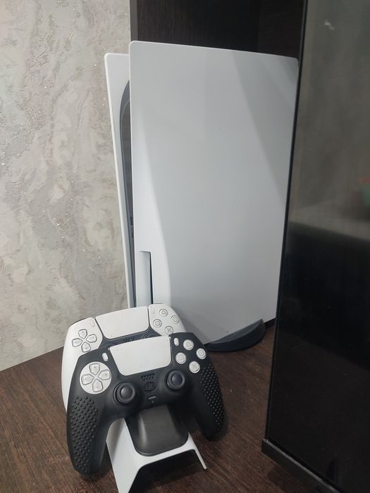 Продам приставку ps5