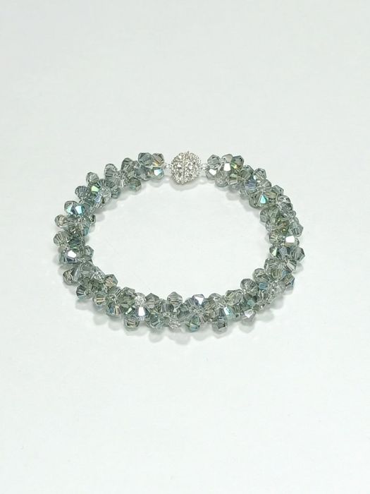 Украшения ручной работы