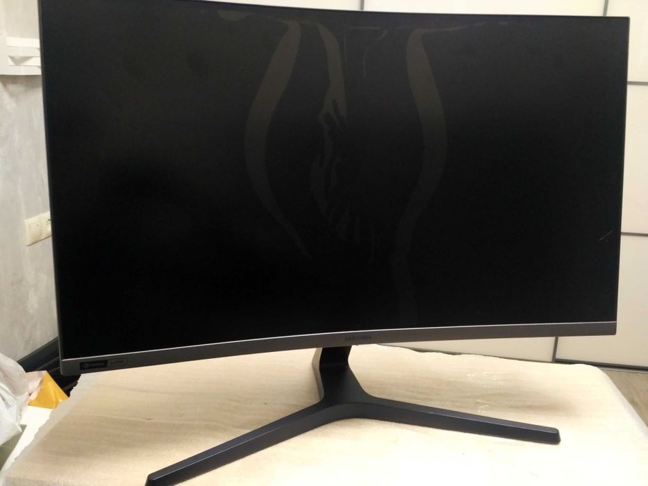 27"Samsung 240Hz/Curved/IPS/FHD/Nvidia GSync