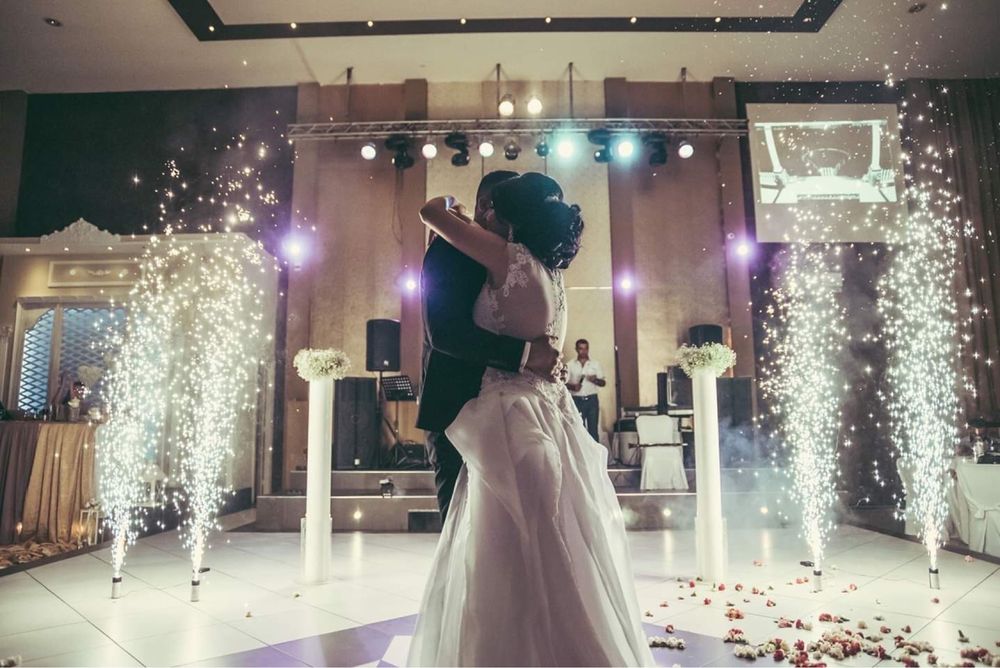 Булчинска рокля на Стоян Радичев