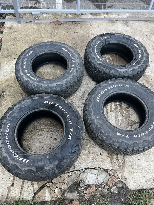 Продавам гуми All-Terrain 30/9,5R15