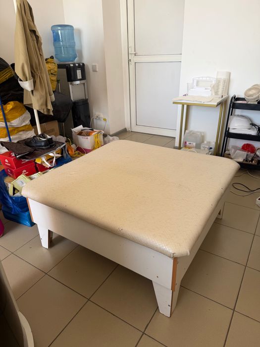 Продам пуфик, банкетка для магазинов