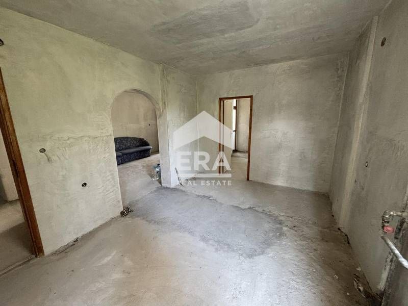 Продава се Тристаен апартамент в Хасково, Дружба 1 - 100 кв.м за 1080 €/кв.м - Снимка #7