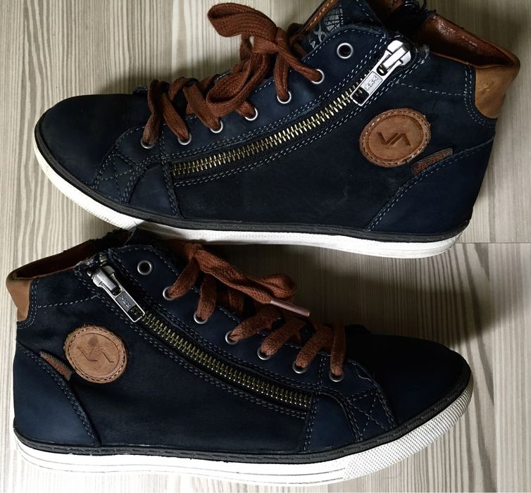 Sandale Skechers mar.  34 Nou  superbe leduri