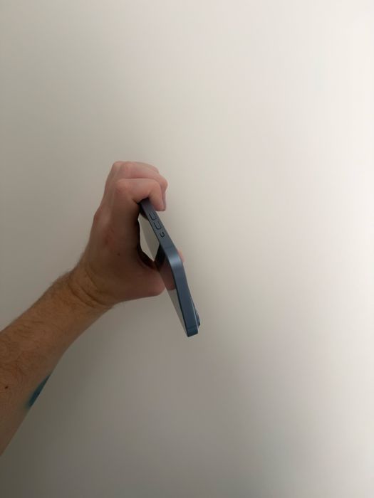 Продам iphone 14 128 gb