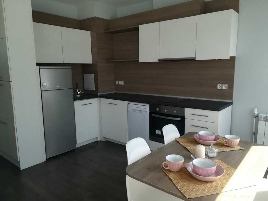 Дава се под наем Едностаен апартамент в София, Малинова долина - 45 кв.м за 408 € - Снимка #1