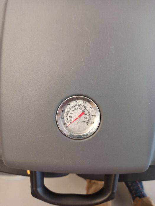Grătar pe gaz Absolu Chic, 3,7 kW. (NOU)