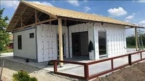 Vând case modulare la comanda clientului