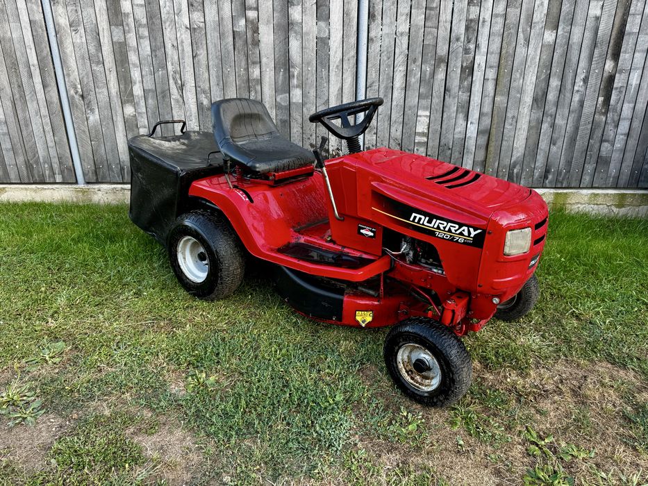 Tractoras gazon Murray 120/76 - motor defect