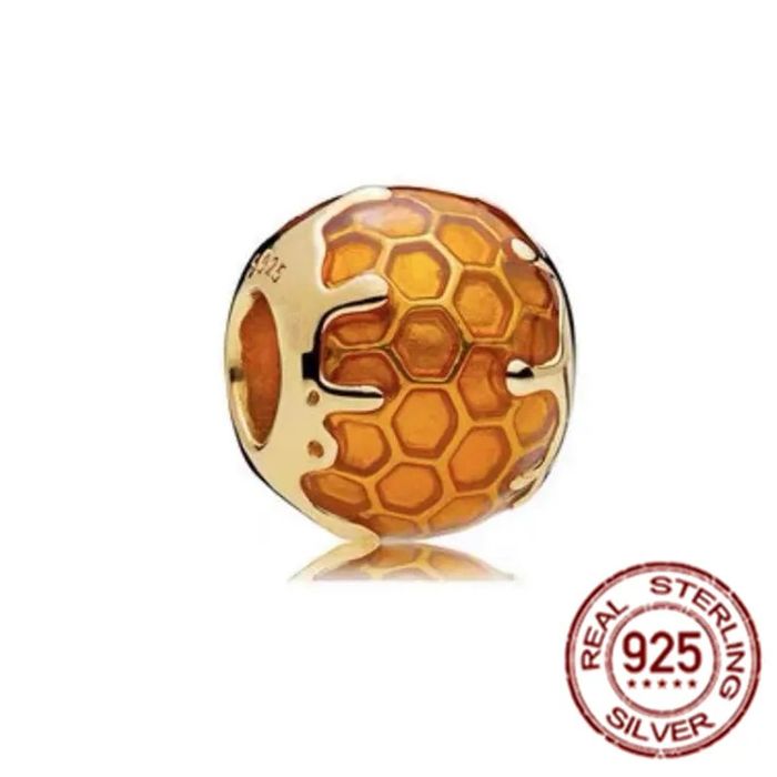 Талисмани за гривна тип "Пандора"