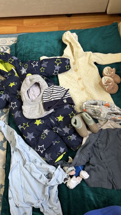 Продам детские вещи