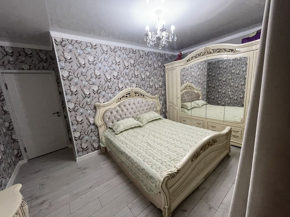 продается спальный гарнитур!