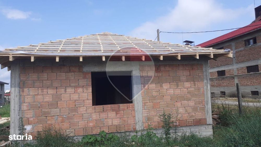 Casă individuală 4 camere în Hălchiu pe parter| Comision 0