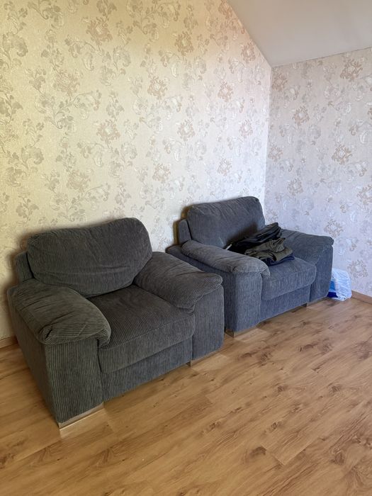 Кресла вельветовые