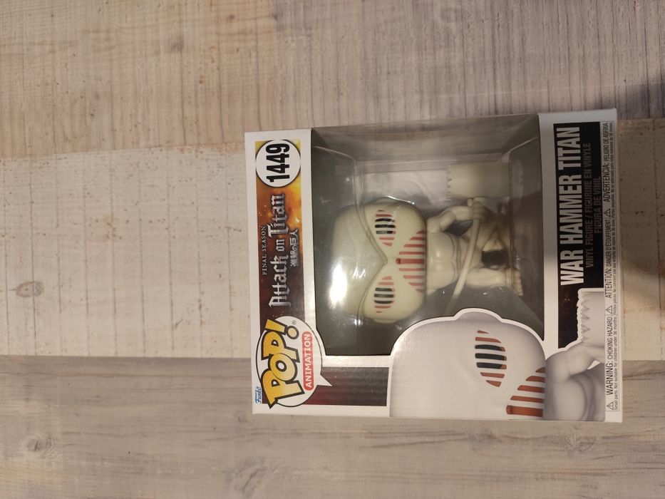 Funko pop фигурка на war hammer titan