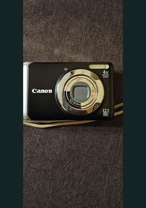 Фотоапарат Canon