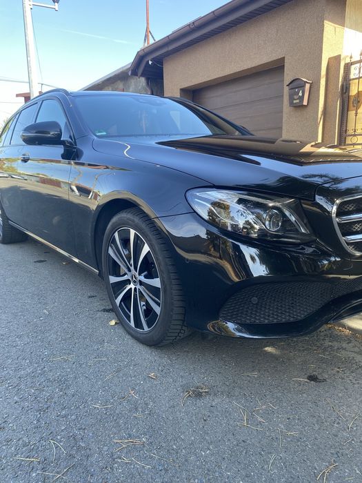 MERCEDES-BENZ E-Class 2019 — imagine 3