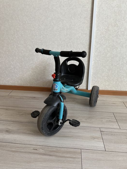 Детский велосипед до 3-4 лет