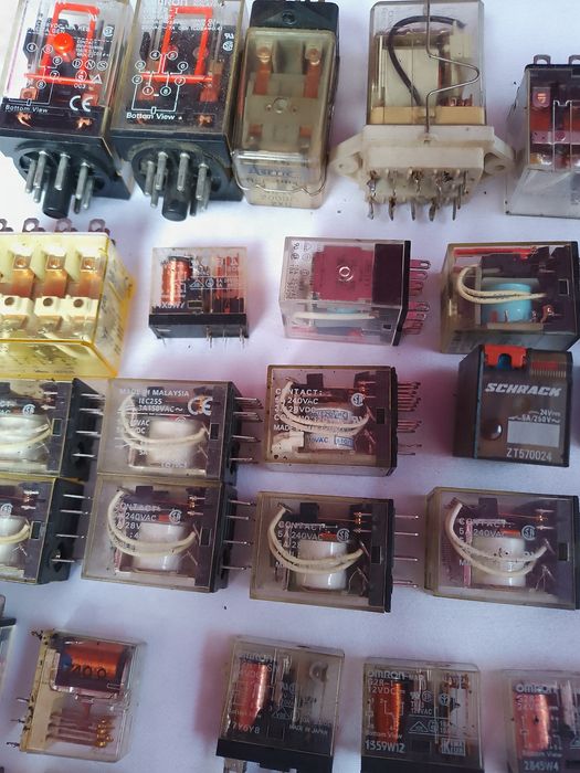 Relee Originale OMRON /DEC/OEG/ Finder / Schrack/ Songle/Asetyc/