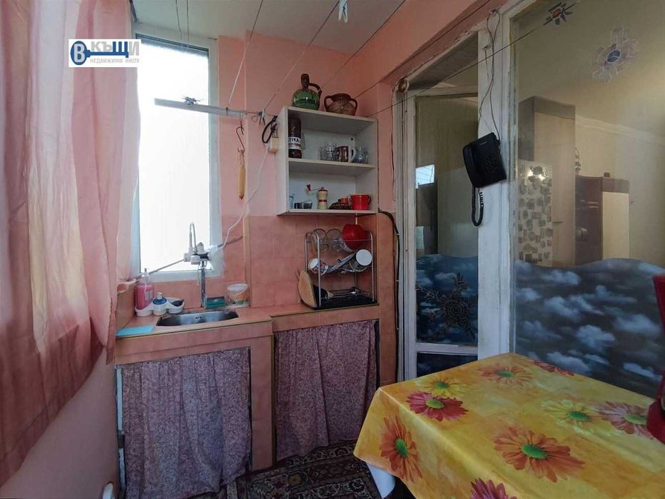 Продава се Тристаен апартамент в Велико Търново, Бузлуджа - 69 кв.м за 1087 €/кв.м - Снимка #3