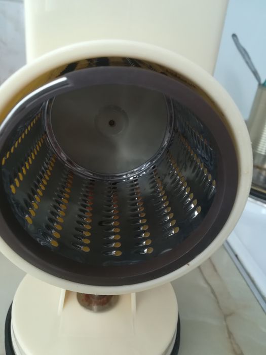 Машина за мелене на орехи