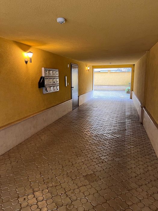 Дава се под наем Тристаен апартамент в София, Хиподрума - 98 кв.м за 897.6 € - Снимка #16