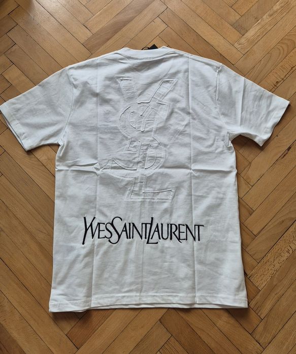 РАЗПРОДАЖБА! Оригинална мъжка тениска Yves Saint Laurent - Размер Л - 100% памук