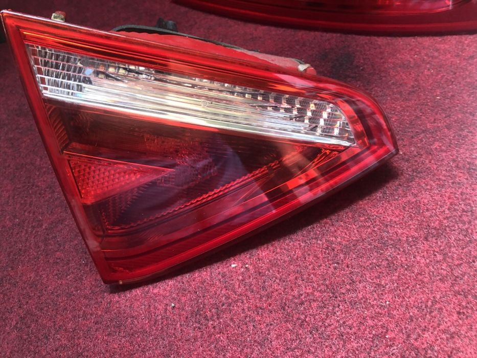 Стопове за Ауди А5 Audi A5 имам два комплекта оригинални 8t0945094