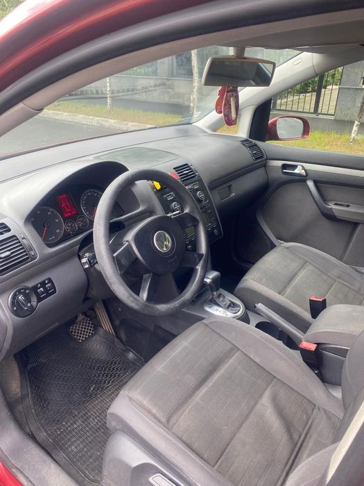VOLKSWAGEN Touran 2005 — imagine 5