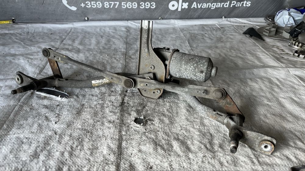 Renault Trafic 3 моторче предни чистачки