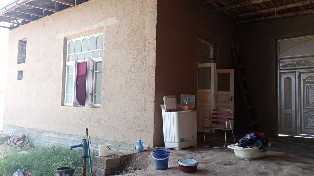 Uchastka uylari bilan