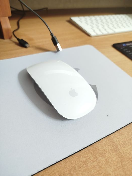 Продаю iMac 2018 года