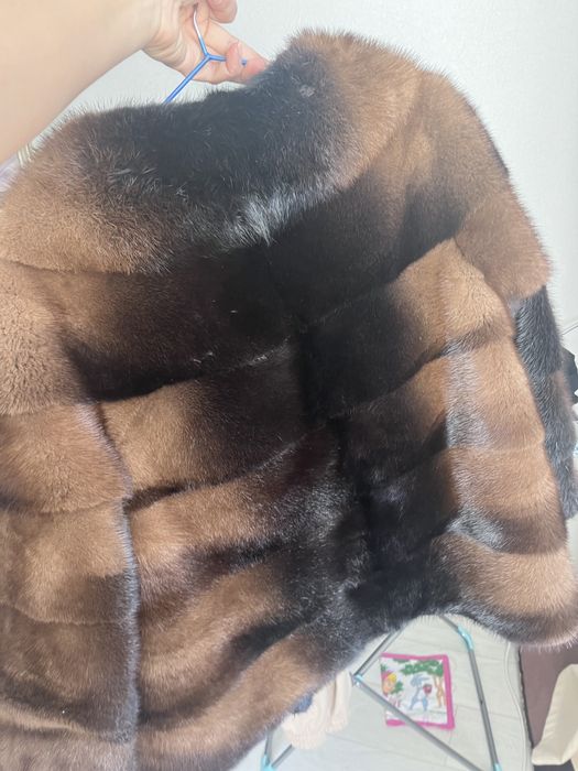 Шуба норковая короикая в отдичном состоянии