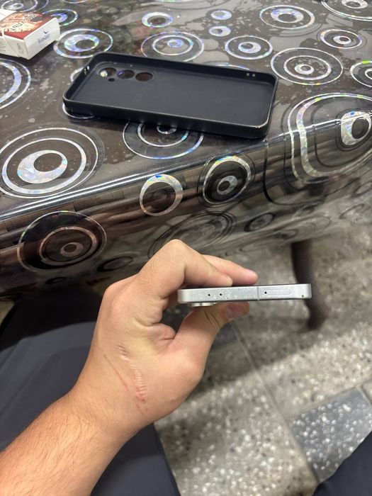 Телефон Samsung s24fe