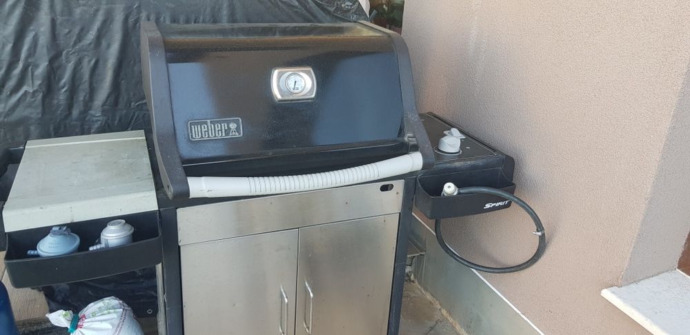 Газово барбекю вебер