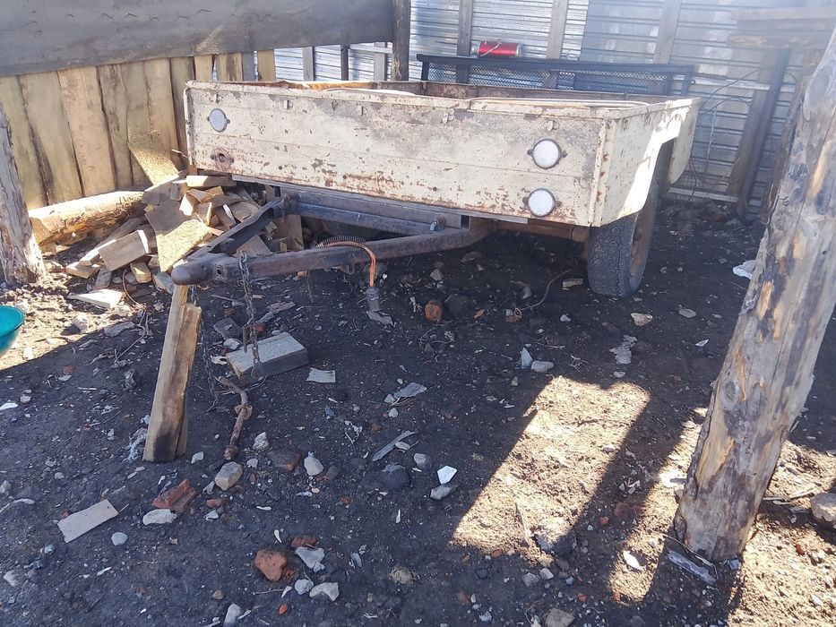 Продам прицеп с документами