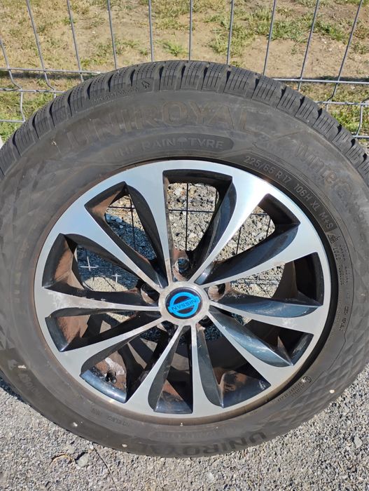 Jante aliaj Nissan cu anvelope iarna 225/65/r17