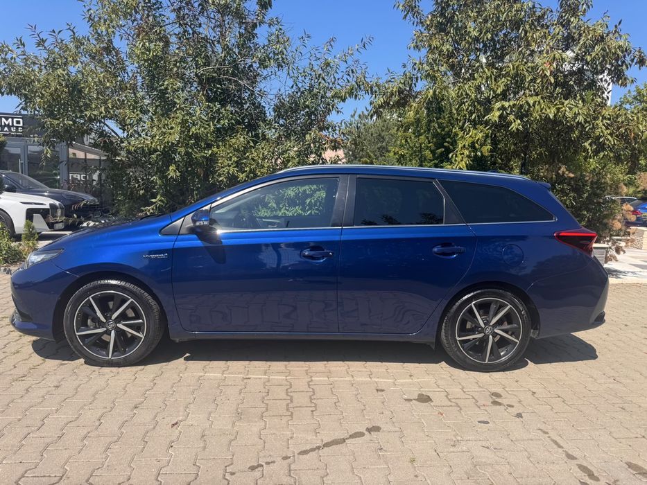 TOYOTA Auris 2019 — imagine 2