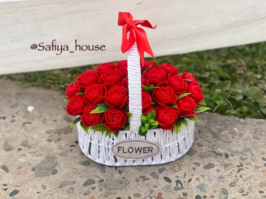 Sovunli gullar bayramga