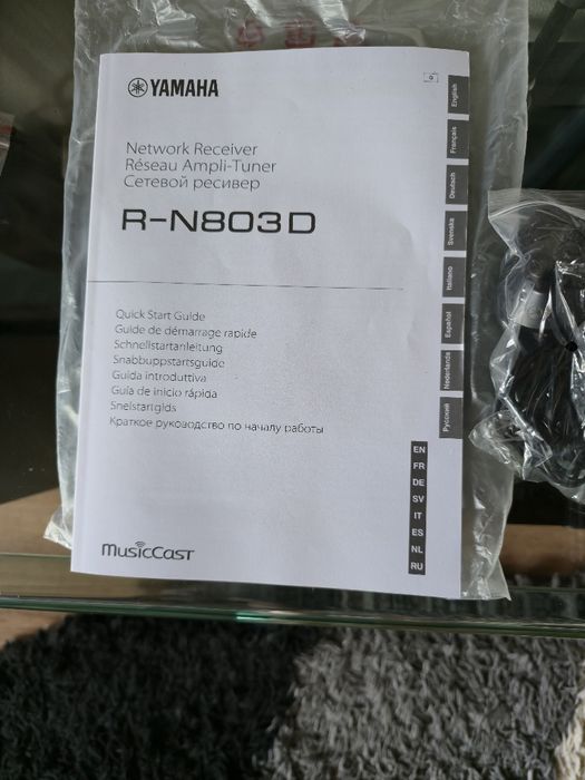 Yamaha R-N803D усилитель