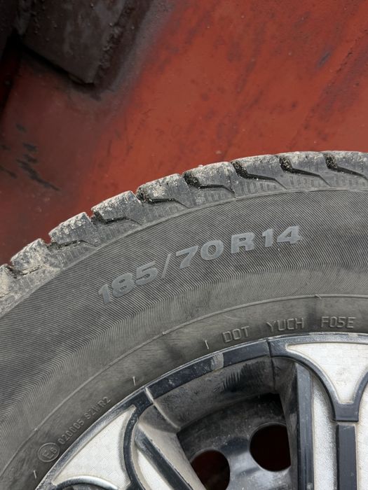 Зимняя резина 185/70/14