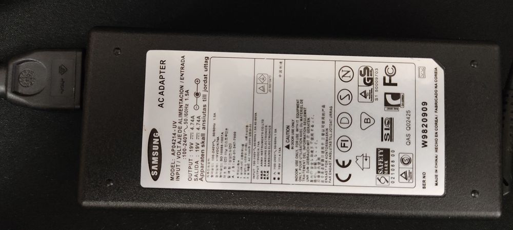 Ноутбук Samsung r525