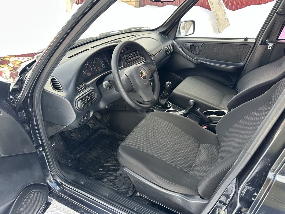 Нива шевроле 2012